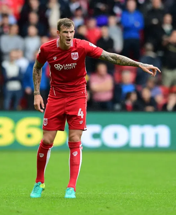Framed Print : Aden Flint in Action: Bristol City vs. Nottingham Forest, October 2016 Framed Print : Aden Flint in Action: Bristol City vs. Nottingham Forest, October 2016