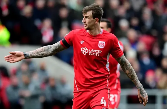 Framed Print : Aden Flint in Action: Bristol City vs. Cardiff City (January 14, 2017)