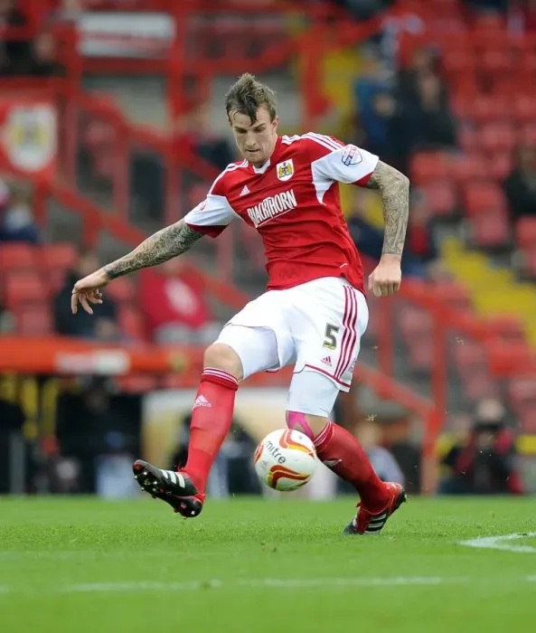 Framed Print : Aden Flint in Action: Bristol City vs Colchester United, Sky Bet League One (September 2013) Framed Print : Aden Flint in Action: Bristol City vs Colchester United, Sky Bet League One (September 2013)