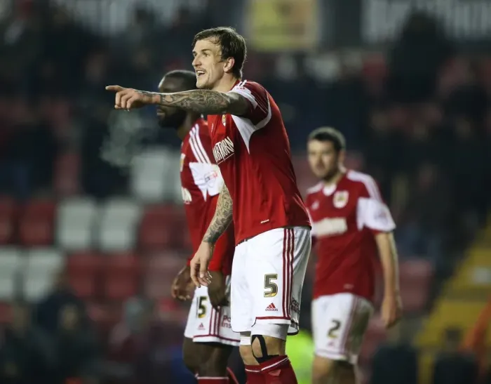 Framed Print : Aden Flint in Action: Bristol City vs Leyton Orient, November 2013 Framed Print : Aden Flint in Action: Bristol City vs Leyton Orient, November 2013