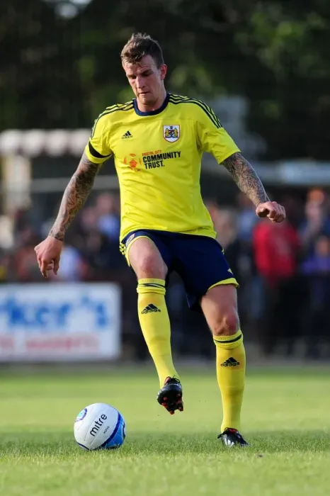 Framed Print : Aden Flint in Action: Bristol City's Pre-Season Friendly vs. Ashton and Backwell United