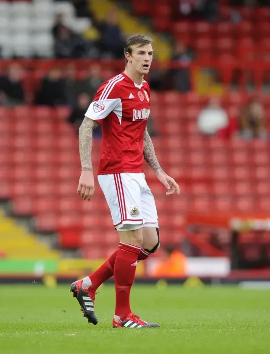Framed Print : Aden Flint in Action: FA Cup First Round - Bristol City vs Dagenham and Redbridge Framed Print : Aden Flint in Action: FA Cup First Round - Bristol City vs Dagenham and Redbridge