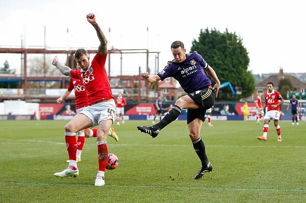 Aden Flint Blocks Kevin Nolan's Shot: Bristol City vs West Ham United, FA Cup Fourth Round Proper, 2015