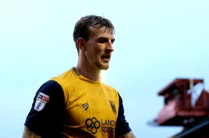 Framed Print : Aden Flint of Bristol City in Action at Barnsley's Oakwell Stadium, 2016