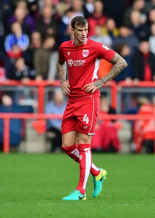 Framed Print : Aden Flint of Bristol City in Action Against Nottingham Forest, Sky Bet Championship, October 2016