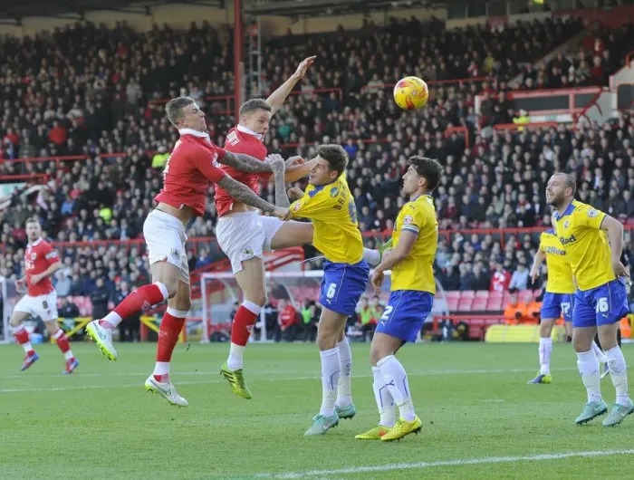Framed Print : Aden Flint Heads Wide: Bristol City vs Crawley Town, 13 December 2014 Framed Print : Aden Flint Heads Wide: Bristol City vs Crawley Town, 13 December 2014