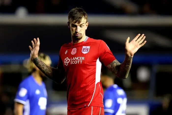 Framed Print : Aden Flint on High Alert: Birmingham City vs. Bristol City, 2016 Framed Print : Aden Flint on High Alert: Birmingham City vs. Bristol City, 2016