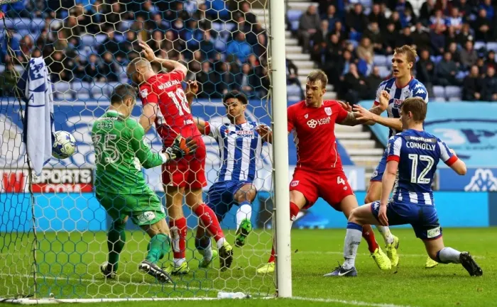 Framed Print : Aden Flint Scores First Goal for Bristol City against Wigan Athletic, Sky Bet Championship (March 11, 2017) Framed Print : Aden Flint Scores First Goal for Bristol City against Wigan Athletic, Sky Bet Championship (March 11, 2017)