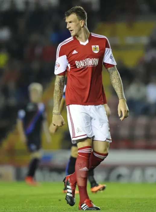 Framed Print : Aden Flint's Battle: Bristol City vs Crystal Palace in the Capital One Cup, 2013