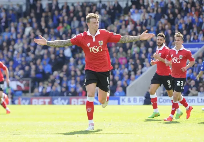 Framed Print : Aden Flint's Epic Goal: Chesterfield vs. Bristol City (April 2015) Framed Print : Aden Flint's Epic Goal: Chesterfield vs. Bristol City (April 2015)