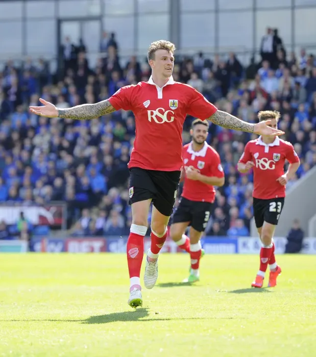 Framed Print : Aden Flint's Euphoric Goal Celebration: Chesterfield vs. Bristol City, League One, 2015 Framed Print : Aden Flint's Euphoric Goal Celebration: Chesterfield vs. Bristol City, League One, 2015