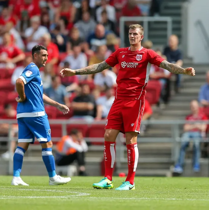 Framed Print : Aden Flint's Frustration: Bristol City vs Portsmouth, 2016