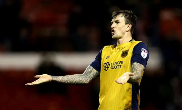 Framed Print : Aden Flint's Frustration: Nottingham Forest Outshines Bristol City (21 / 01 / 2017)