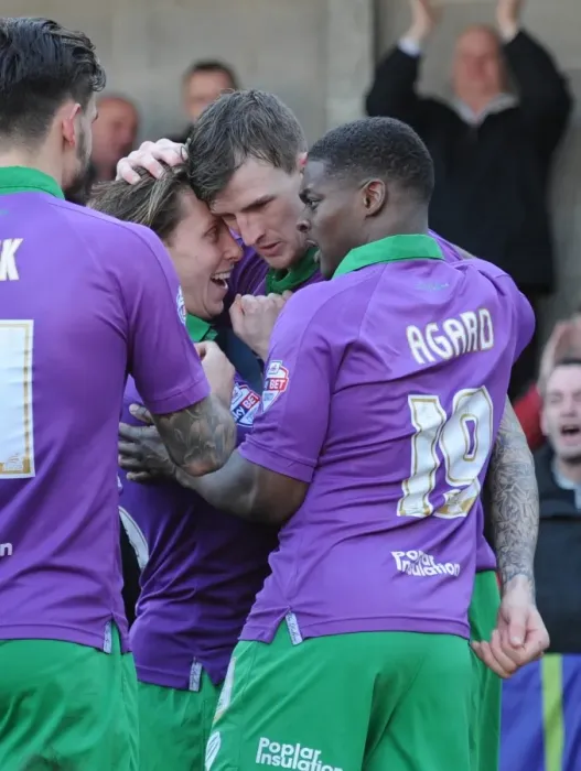 Framed Print : Aden Flint's Goal Celebration: Bristol City's Victory at Crawley Town, March 7, 2015