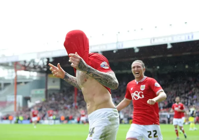 Framed Print : Aden Flint's Hat-trick Heroics: Bristol City vs Walsall, Sky Bet League One, 03.05.2015