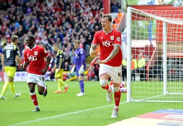 Aden Flint's Hat-Trick: Thrilling Victory of Bristol City over Walsall (03.05.2015)