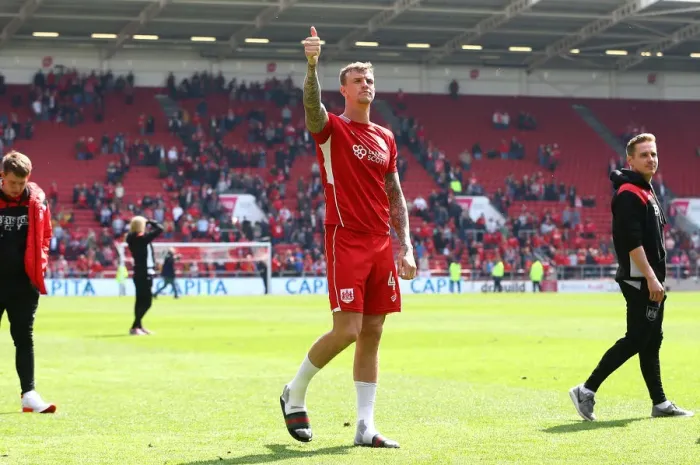 Framed Print : Aden Flint's Thumbs-Up: Celebrating Victory with the Fans (Bristol City vs Birmingham City, 2017)
