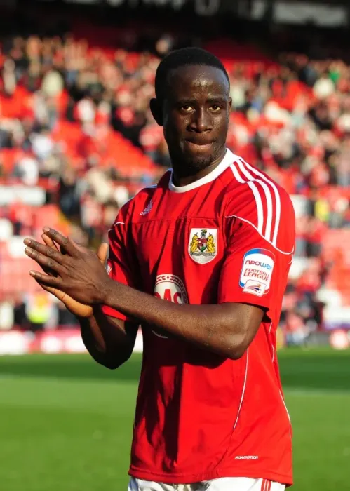 Framed Print : Adomah in Action: Bristol City vs Burnley, Championship 2011