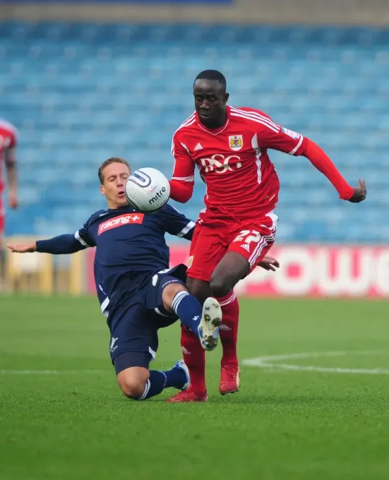 Framed Print : Adomah Evasive: Millwall vs. Bristol City, Championship 2011 - Albert Adomah Dodges Brian Howard's Challenge (Editorial Use Only) Framed Print : Adomah Evasive: Millwall vs. Bristol City, Championship 2011 - Albert Adomah Dodges Brian Howard's Challenge (Editorial Use Only)