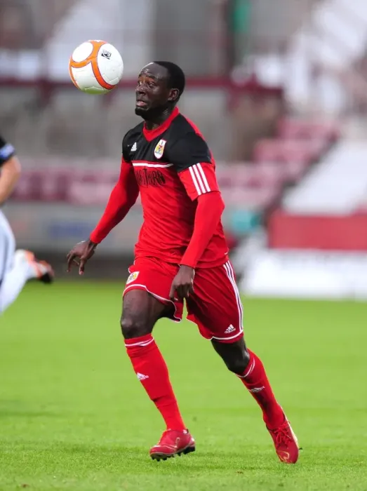 Framed Print : Adomah Shines in Bristol City's Pre-Season Victory over Dunfermline Framed Print : Adomah Shines in Bristol City's Pre-Season Victory over Dunfermline