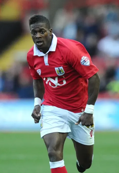 Framed Print : Agard in Action: Bristol City vs Oldham Athletic, November 2014 Framed Print : Agard in Action: Bristol City vs Oldham Athletic, November 2014