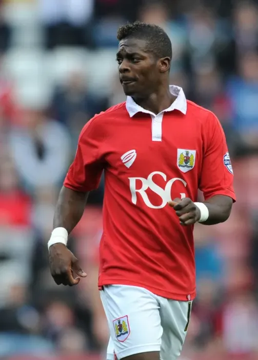 Framed Print : Agard in Action: Bristol City vs Oldham Athletic, Sky Bet League One, November 2014 Framed Print : Agard in Action: Bristol City vs Oldham Athletic, Sky Bet League One, November 2014