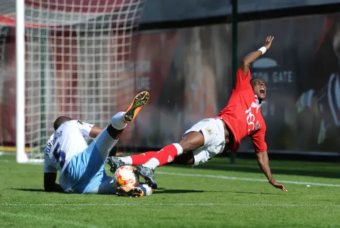 Framed Print : Agard's Determined Goal: Amidst Tackle from Johnson, in the Heat of Bristol City vs Coventry City Rivalry