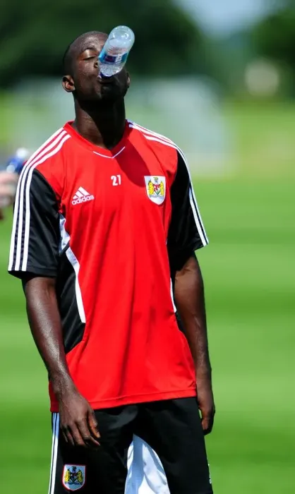 Framed Print : Albert Adomah: Brilliantly Focused during Bristol City's Pre-season Training