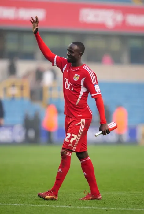 Framed Print : Albert Adomah of Bristol City in Championship Action against Millwall at Selhurst Park (November 2011) - Editorial Use Only Framed Print : Albert Adomah of Bristol City in Championship Action against Millwall at Selhurst Park (November 2011) - Editorial Use Only