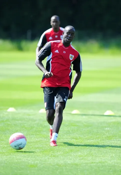 Framed Print : Albert Adomah's Unwavering Focus: Pre-season Training with Bristol City Framed Print : Albert Adomah's Unwavering Focus: Pre-season Training with Bristol City