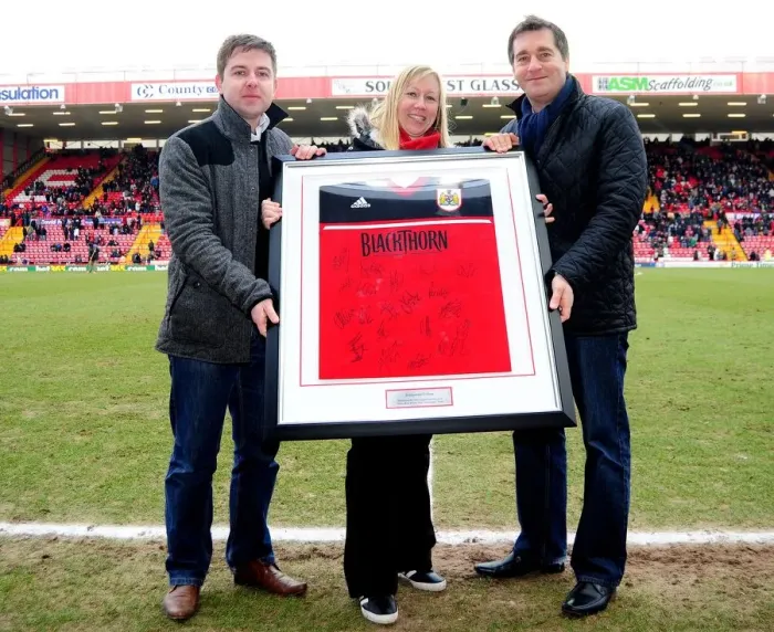 Framed Print : Amy Kington Receives Signed Bristol City Shirt after Barnsley Match, 23 / 02 / 2013 Framed Print : Amy Kington Receives Signed Bristol City Shirt after Barnsley Match, 23 / 02 / 2013