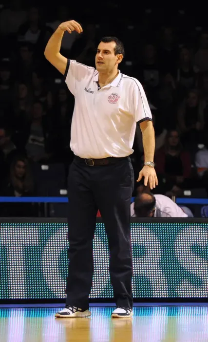 Framed Print : Andreas Kapoulas Guides Bristol Flyers to BBL Cup Triumph over Worcester Wolves
