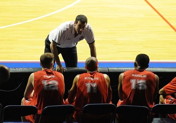 Andreas Kapoulas Leads Bristol Flyers in BBL Cup Match against Worcester Wolves