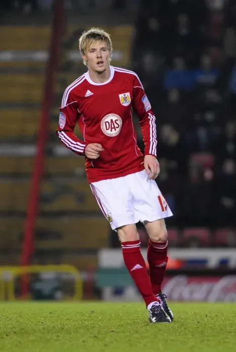 Framed Print : Andy Keogh's Thrilling Performance: Bristol City vs Swansea City, 2011 Championship Football Match, Ashton Gate Stadium Framed Print : Andy Keogh's Thrilling Performance: Bristol City vs Swansea City, 2011 Championship Football Match, Ashton Gate Stadium