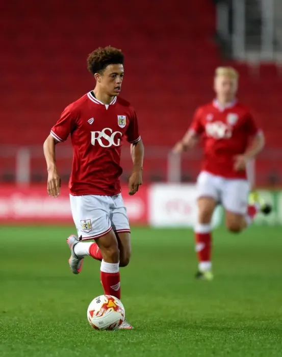 Framed Print : Ash Harper in Action: Bristol City U21 vs Sheffield Wednesday U21 at Ashton Gate Stadium Framed Print : Ash Harper in Action: Bristol City U21 vs Sheffield Wednesday U21 at Ashton Gate Stadium
