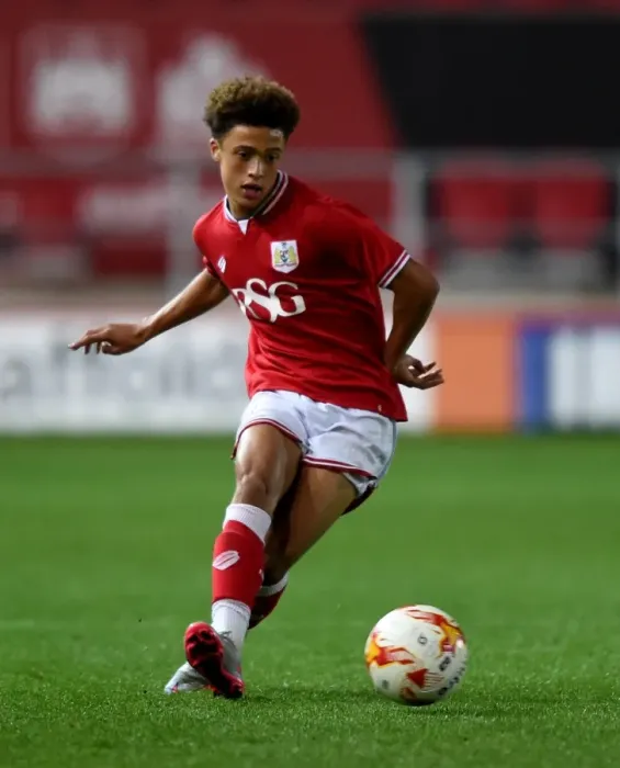 Framed Print : Ash Harper in Action: Bristol City U21 vs Sheffield Wednesday U21 at Ashton Gate Stadium Framed Print : Ash Harper in Action: Bristol City U21 vs Sheffield Wednesday U21 at Ashton Gate Stadium