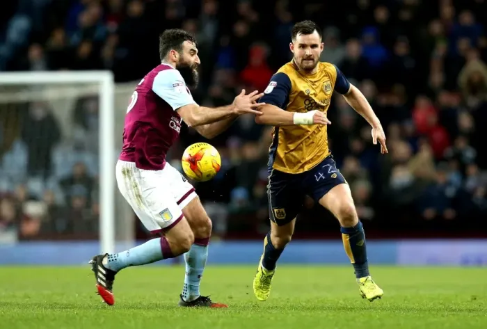 Framed Print : Bailey Wright Outmaneuvers Mile Jedinak: Aston Villa vs. Bristol City, Sky Bet Championship (February 2017) Framed Print : Bailey Wright Outmaneuvers Mile Jedinak: Aston Villa vs. Bristol City, Sky Bet Championship (February 2017)