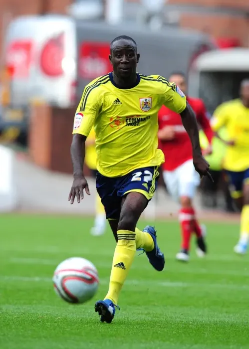 Framed Print : Barnsley vs. Bristol City: Albert Adomah in Championship Action at Oakwell Stadium (October 2011)