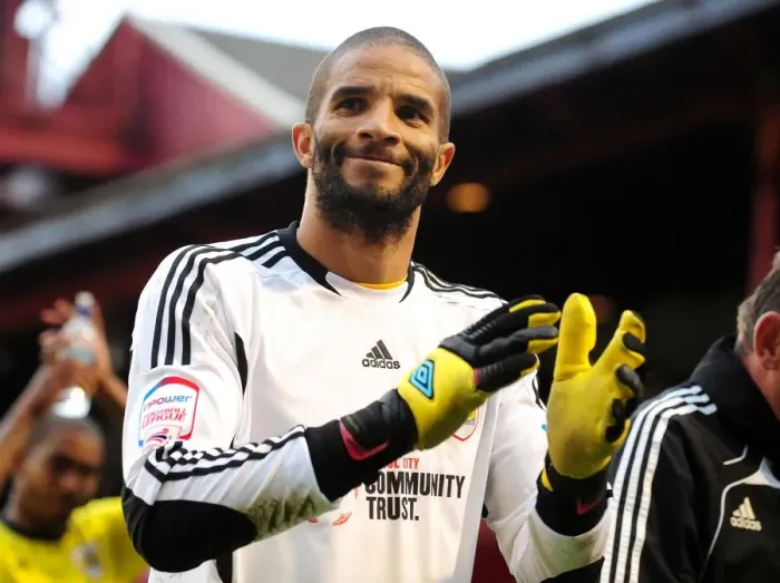 Framed Print : Barnsley vs. Bristol City: David James Saves the Day in Championship Match, 2011 Framed Print : Barnsley vs. Bristol City: David James Saves the Day in Championship Match, 2011