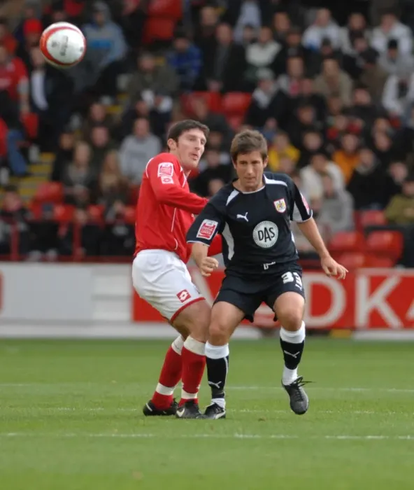 Framed Print : Barnsley vs. Bristol City: A Football Battle from the 08-09 Season Framed Print : Barnsley vs. Bristol City: A Football Battle from the 08-09 Season