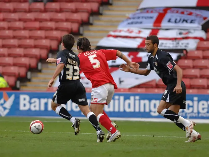 Framed Print : Barnsley vs. Bristol City: A Football Rivalry - Season 08-09 Framed Print : Barnsley vs. Bristol City: A Football Rivalry - Season 08-09