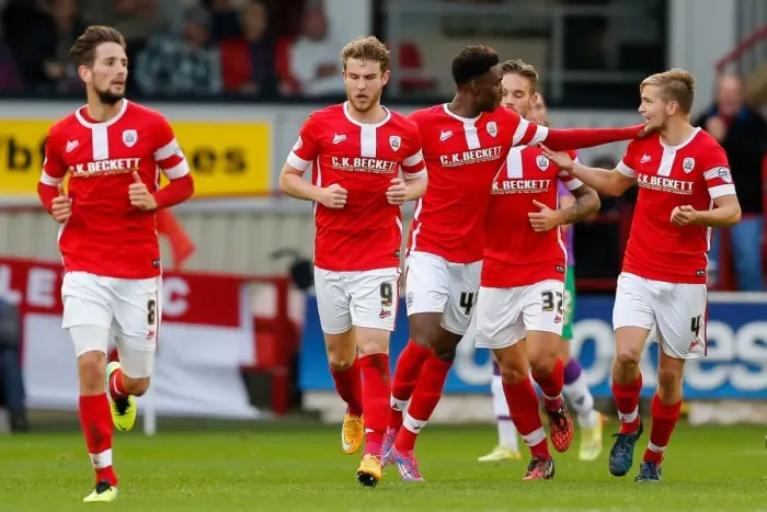 Framed Print : Barnsley vs. Bristol City: Sam Winnall Scores the Equalizer Framed Print : Barnsley vs. Bristol City: Sam Winnall Scores the Equalizer
