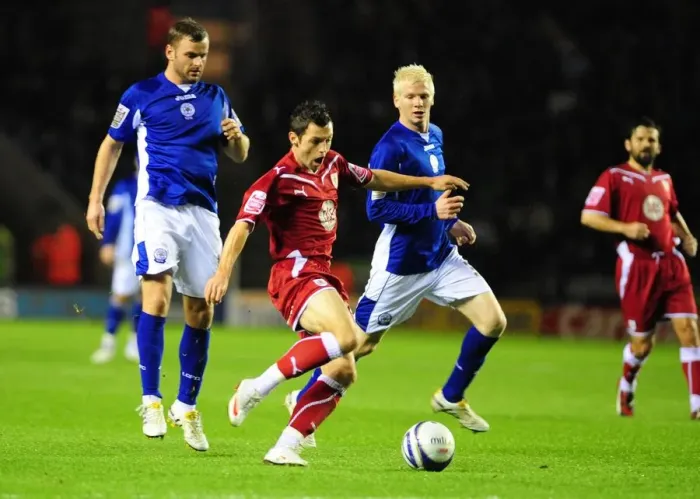 Framed Print : Battle of the Fields: Leicester City vs. Bristol City - Season 09-10