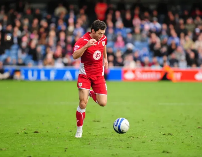 Framed Print : Battle of the Terraces: Champions Clash - QPR vs. Bristol City (09-10)