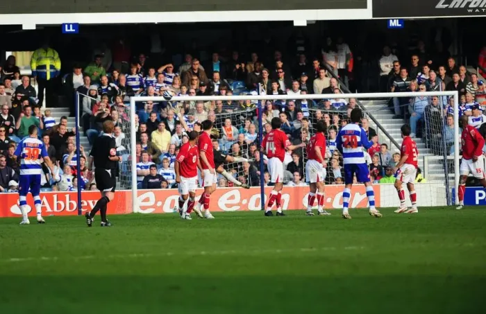 Framed Print : Battle of the West Country: QPR vs. Bristol City (Season 08-09) Framed Print : Battle of the West Country: QPR vs. Bristol City (Season 08-09)