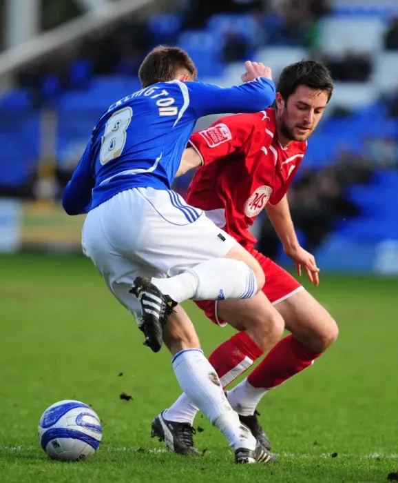 Framed Print : Battling for Championship Supremacy: Cole Skuse vs. Lee Frecklington, 2010