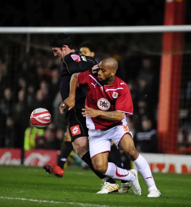 Framed Print : Battling for Championship Supremacy: Haynes vs. Macken (Bristol City vs. Barnsley, 23 / 03 / 2010)