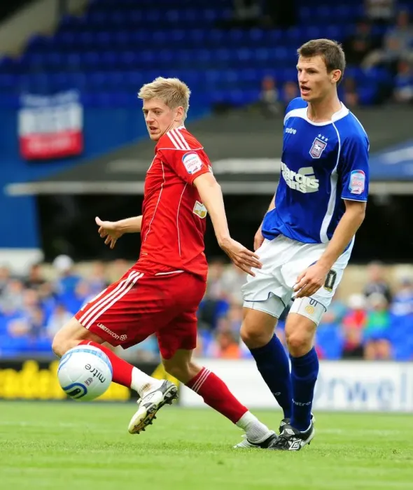 Framed Print : Battling for Championship Supremacy: Jon Stead vs. Tommy Smith, 2010