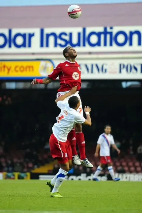 Framed Print : Battling for Control: Marvin Elliott vs. Nathaniel Clyne in the Intense 2010 Championship Showdown between Bristol City and Crystal Palace Framed Print : Battling for Control: Marvin Elliott vs. Nathaniel Clyne in the Intense 2010 Championship Showdown between Bristol City and Crystal Palace