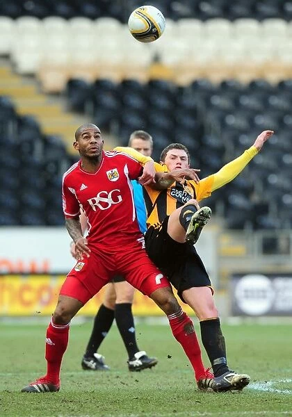 Battling Midfielders: Marvin Elliott vs. Corry Evans in Hull City vs. Bristol City Championship Clash - 11 / 02 / 2012